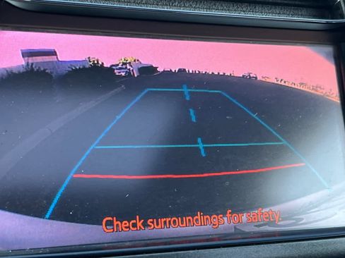 Used 2013 Toyota RAV4 XLE image 20