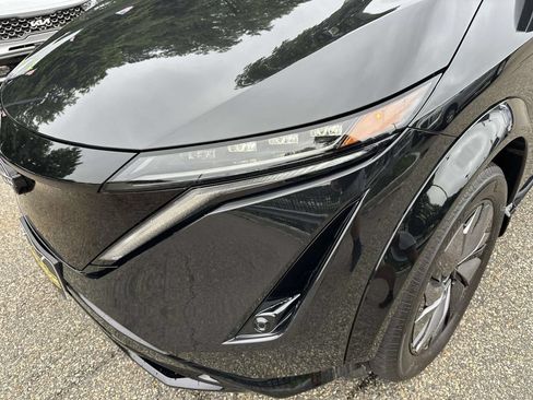 Certified 2024 Nissan Ariya AWD image 9