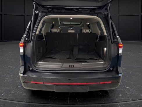 Used 2024 Lincoln Navigator L Reserve AWD/4WD image 15