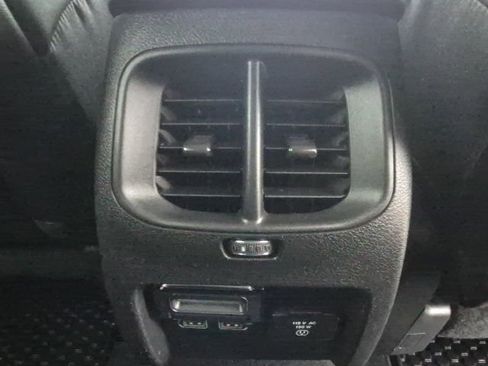 Used 2020 Jeep Cherokee Trailhawk w/ Cold Weather Group image 13