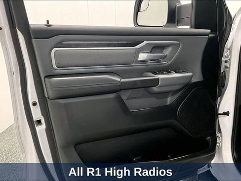Used 2023 RAM 1500 Big Horn AWD/4WD image 29