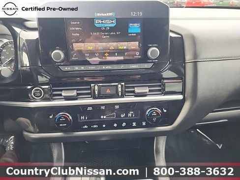 Certified 2022 Nissan Pathfinder SV image 13