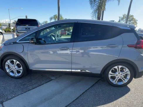 Used 2021 Chevrolet Bolt LT image 5