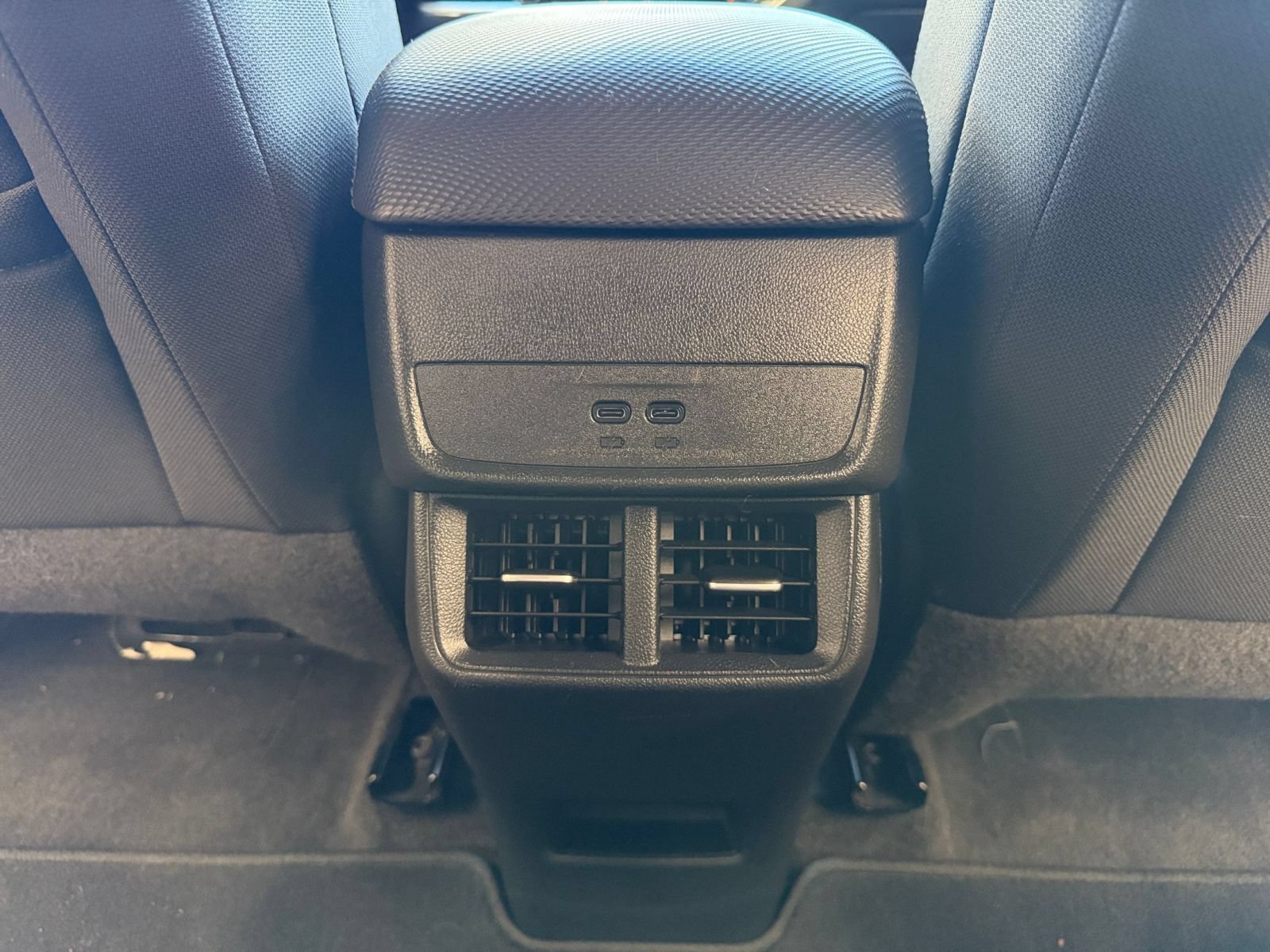 Used 2025 Chevrolet Equinox LT AWD/4WD image 22