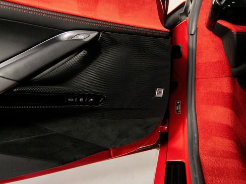 Certified 2022 Ferrari SF90 Stradale AWD/4WD image 38