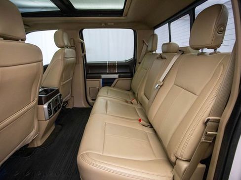 Used 2019 Ford F150 Lariat w/ Equipment Group 502A Luxury image 24