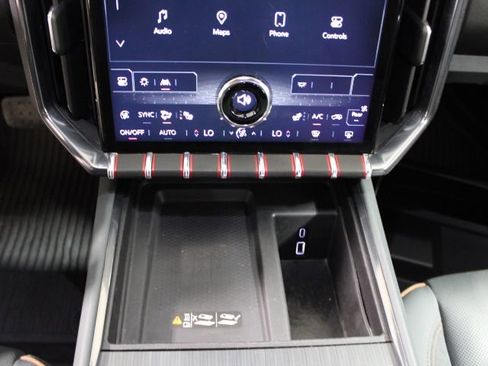 Certified 2024 GMC Acadia AT4 w/ Luxury Package image 29