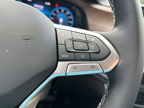 New 2026 Volkswagen Atlas SE image 27