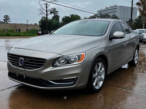 Used 2016 Volvo S60 T5 Premier FWD image 1