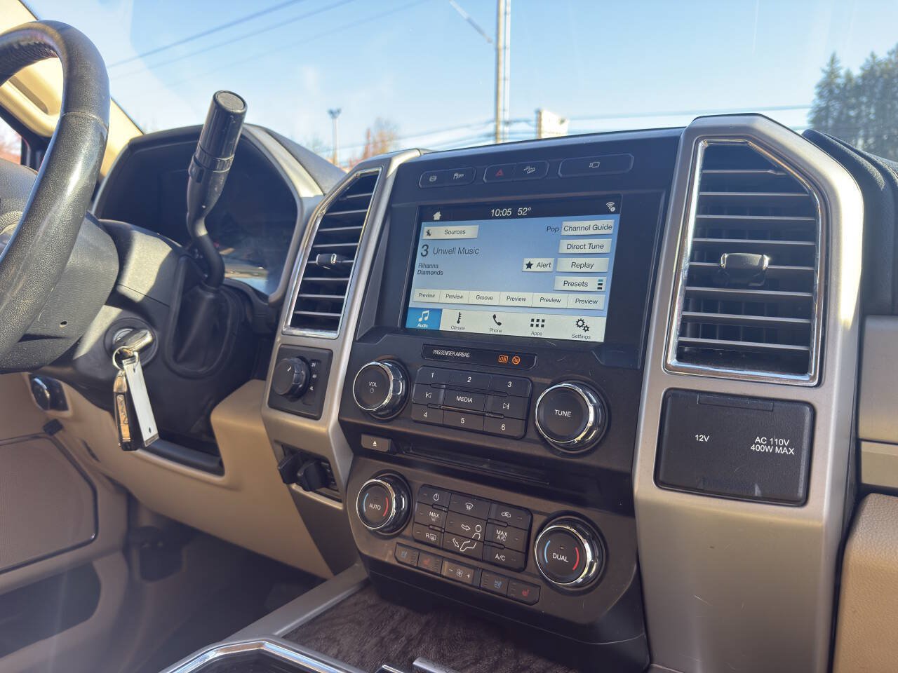 Used 2017 Ford F250 4x4 Crew Cab Super Duty image 12