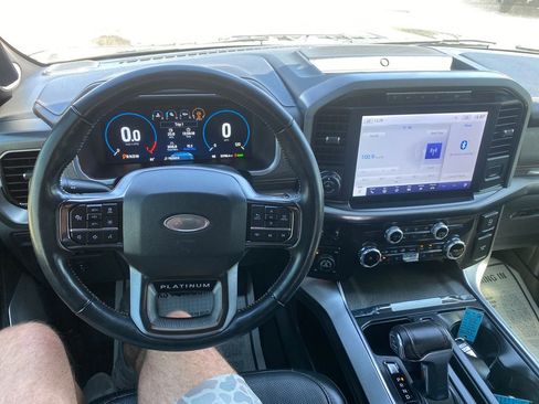 Used 2022 Ford F150 Platinum image 15