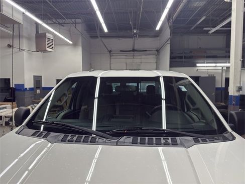 Used 2017 Ford F150 XLT w/ Equipment Group 302A Luxury image 27