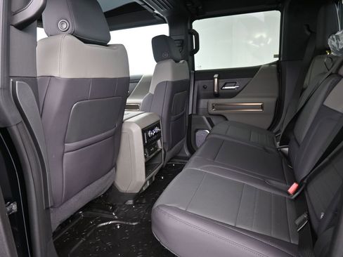 New 2025 GMC Hummer EV 2X image 17