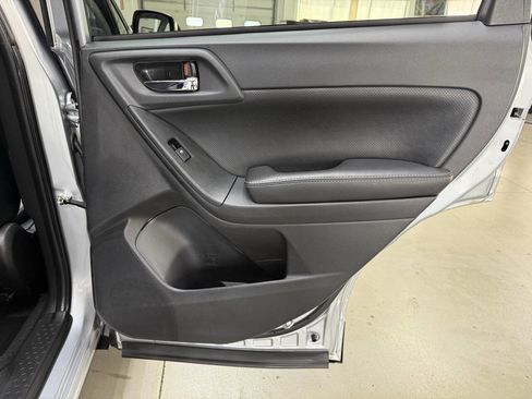 Used 2015 Subaru Forester 2.5i Limited image 14