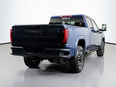 New 2026 GMC Sierra 3500 Denali Ultimate w/ LPO, Black Badging Package AWD/4WD image 7