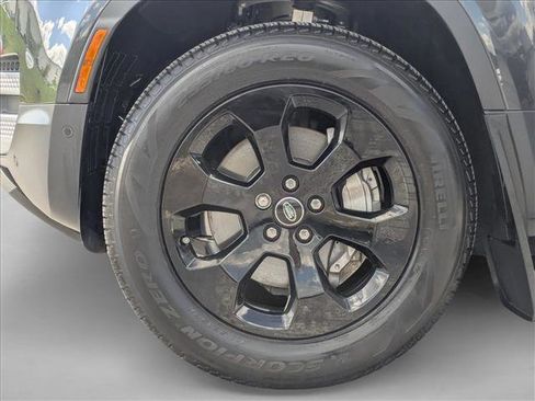 Used 2025 Land Rover Defender 110 S AWD/4WD image 25