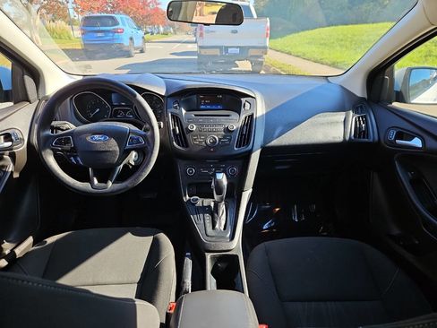 Used 2016 Ford Focus SE image 21