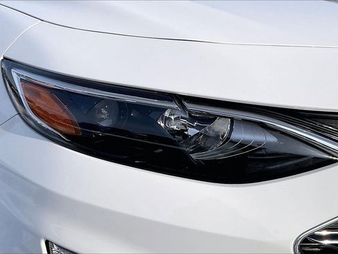 Used 2024 Chevrolet Malibu LS image 30