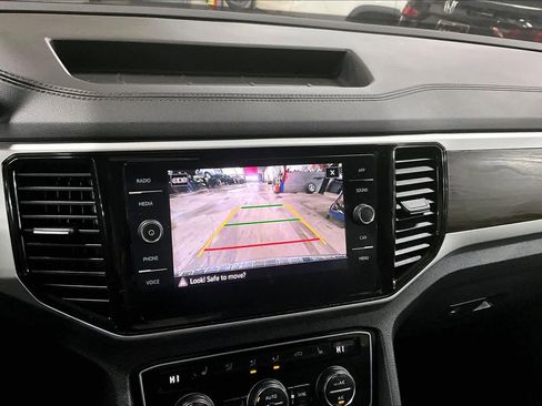 Used 2022 Volkswagen Atlas SE image 55