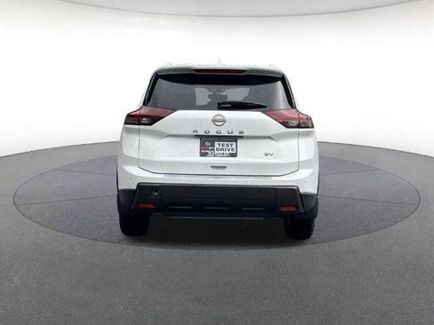 Certified 2024 Nissan Rogue SV w/ SV Premium Package image 22