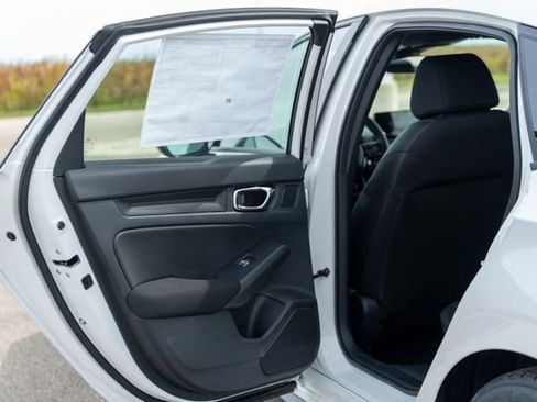 New 2026 Honda Civic Sport image 19