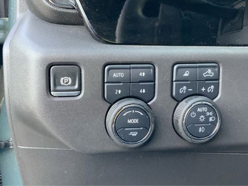 Certified 2025 Chevrolet Silverado 1500 ZR2 image 52