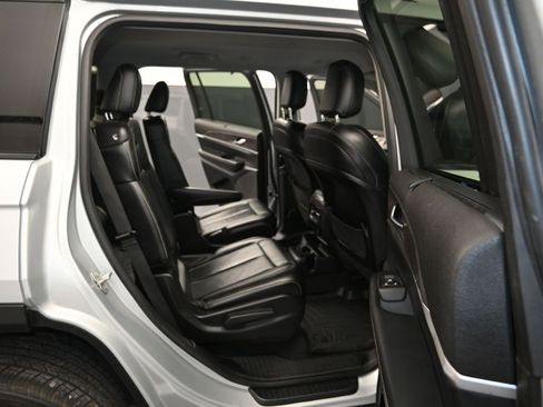 Used 2023 Jeep Grand Cherokee L Limited w/ Luxury Tech Group II image 24