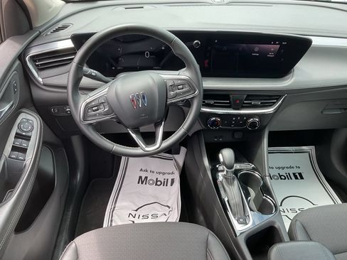 Used 2025 Buick Encore GX Preferred FWD image 19