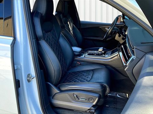 Certified 2022 Audi SQ7 Premium Plus w/ SQ7 Executive Package image 26