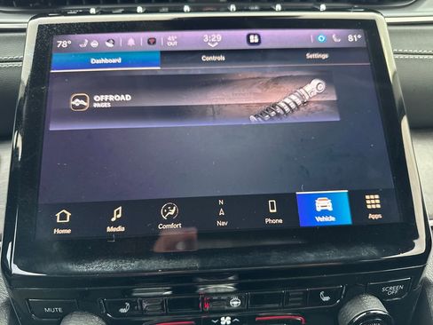 Certified 2023 Jeep Grand Cherokee L Limited w/ Trailer Tow Group (B) image 34