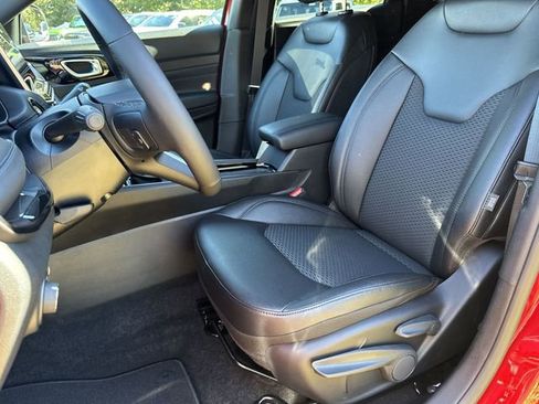 New 2026 Jeep Compass Latitude AWD/4WD image 20