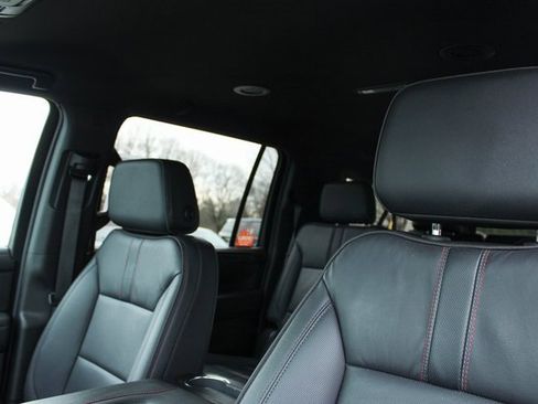 Used 2024 Chevrolet Suburban RST w/ Luxury Package image 14