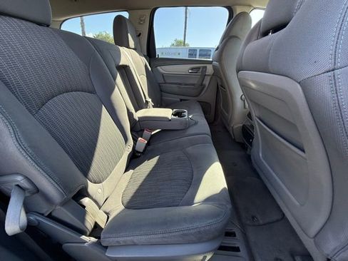 Used 2016 Chevrolet Traverse LS image 15
