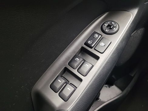 Used 2017 Kia Forte LX image 27