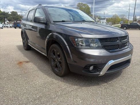 Used 2018 Dodge Journey Crossroad AWD/4WD image 1