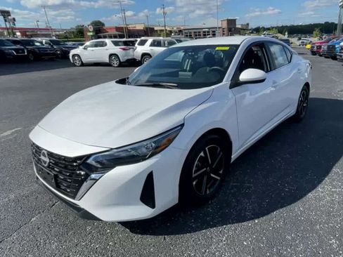 Used 2024 Nissan Sentra SV image 5