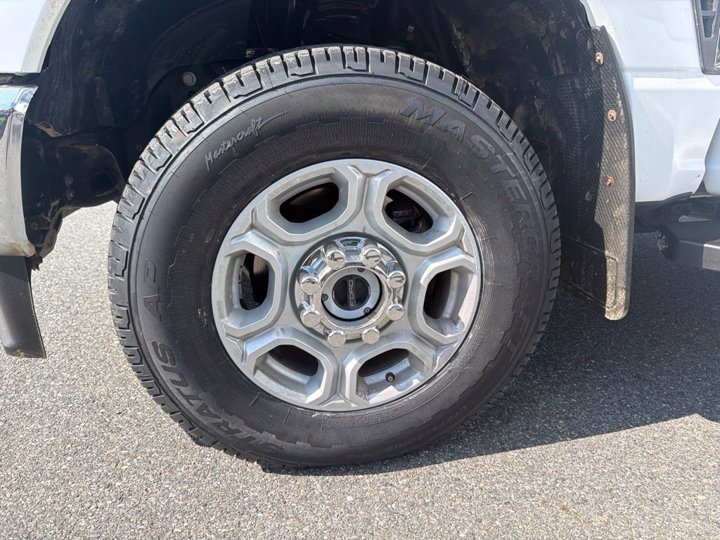 Used 2025 Ford F350 XLT w/ FX4 Off-Road Package AWD/4WD image 6