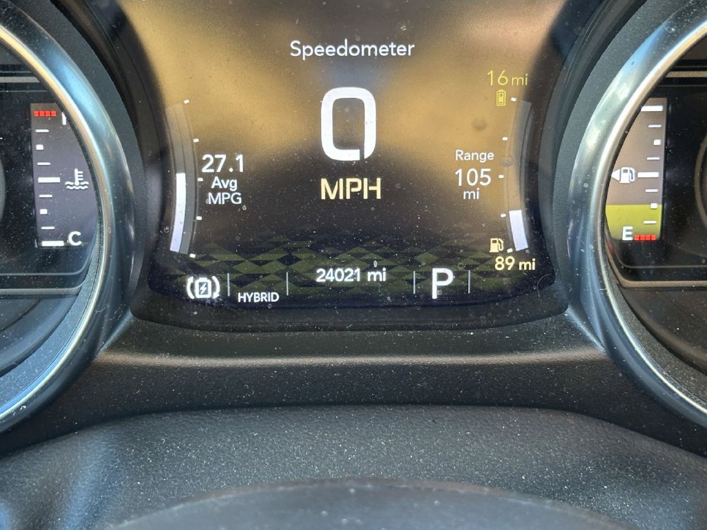 Used 2023 Jeep Wrangler Unlimited Sahara w/ Cold Weather Group AWD/4WD image 26