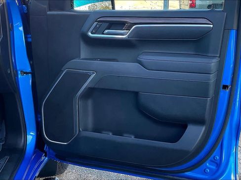 Used 2025 Chevrolet Silverado 1500 LT RWD image 22