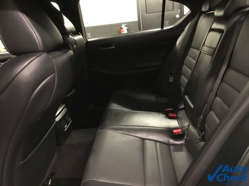 Used 2023 Lexus IS 500 RWD image 27