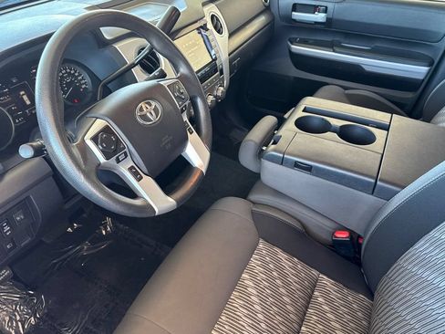 Used 2021 Toyota Tundra SR5 RWD image 9
