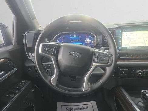 Used 2025 Chevrolet Silverado 1500 LT Trail Boss w/ LT Trail Boss Premium Package AWD/4WD image 14