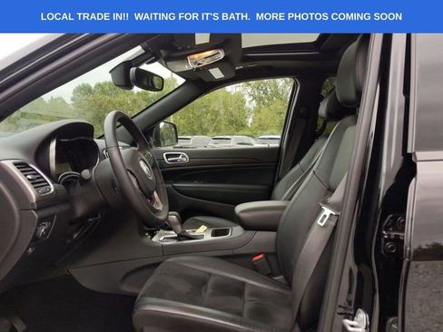 Used 2019 Jeep Grand Cherokee Altitude image 15
