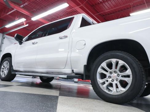 Used 2023 Chevrolet Silverado 1500 LTZ w/ LTZ Convenience Package II AWD/4WD image 40