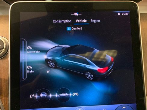 Used 2022 Mercedes-Benz C 300 4MATIC Sedan image 36