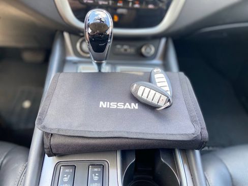 Used 2019 Nissan Murano SL FWD image 33