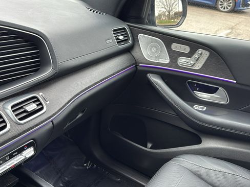 Used 2020 Mercedes-Benz GLS 450 4MATIC image 24