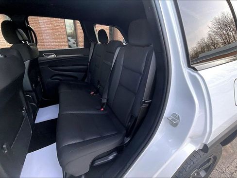 Used 2021 Jeep Grand Cherokee Freedom Edition image 25