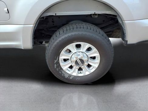 Used 2022 Ford F350 XLT image 22