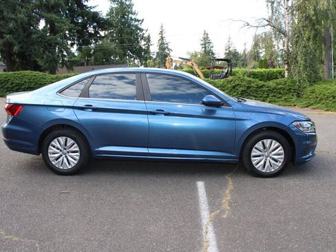 Used 2019 Volkswagen Jetta S FWD image 13